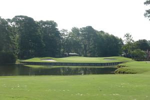 Surf And Beach Club 6th